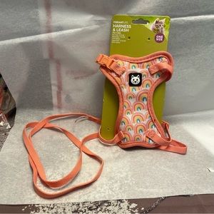 NWT Vibrant Life Harness & Leash for Cats